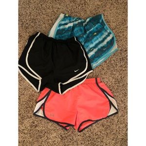 Nike Underarmour shorts xs
